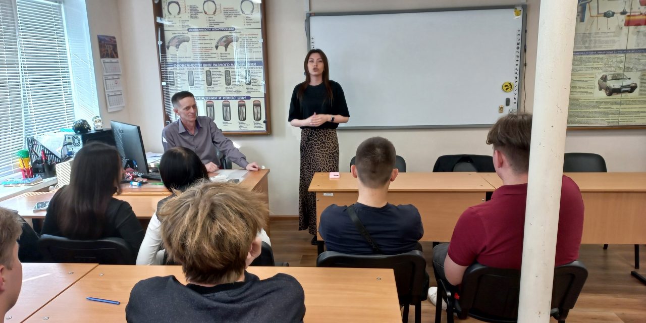 Встреча учащихся ЮАШ со старшим инспектором