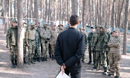 Прошёл второй день Межрегионального сбора молодежи призывного и допризывного возрастов, посвященного памяти Героя Российской Федерации Сергея Костина