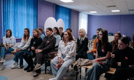 Во Дворце молодежи прошёл Слёт добровольцев Курской области