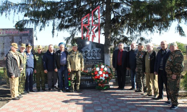 В Суджанском районе открылись памятные знаки: «Воинам-односельчанам, погибшим в боях за Родину» и «Землякам, погибшим в локальных конфликтах»