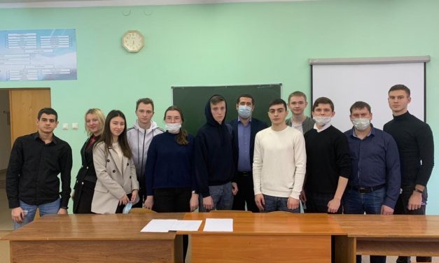 На базе ГОАУ ВО «Курская академия государственной и муниципальной службы» состоялись парламентские дебаты