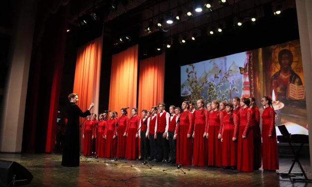 Во Дворце молодежи прошел детский Пасхальный концерт