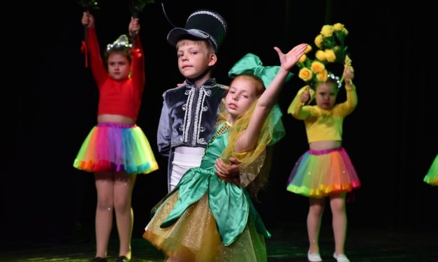 Отчетный концерт творческих коллективов Областного Дворца молодежи