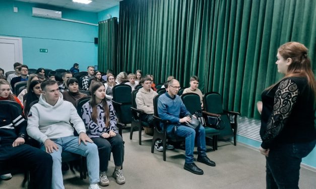 На базе МКУК «Золотухинский центр досуга и кино «Заря» состоялся информационно-тематический семинар «Профилактика деструктивных проявлений в молодежной среде»