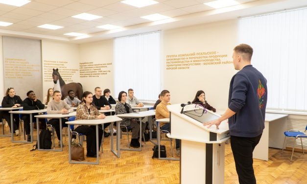 Встреча со студентами: перспективы участия в масштабных молодёжных событиях 2026 года