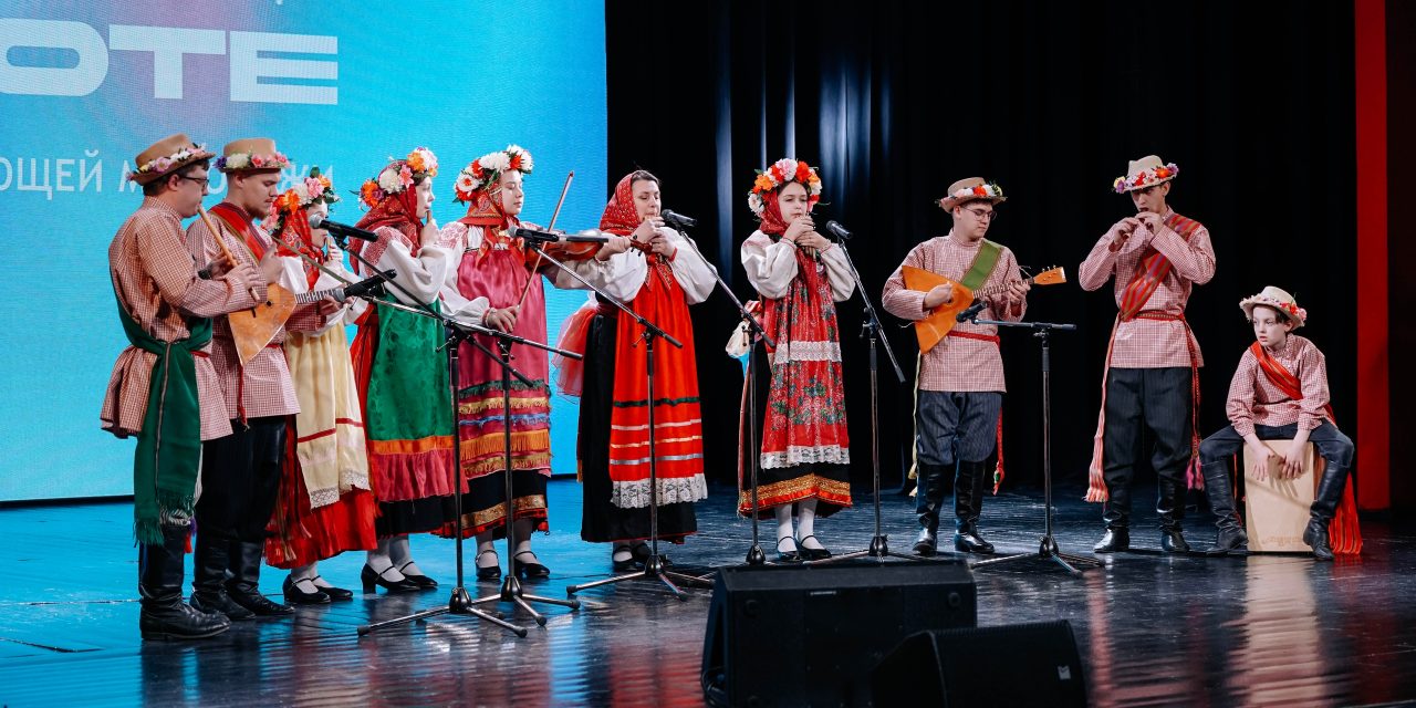 Прошел второй день отборочного тура областного фестиваля работающей молодёжи «На_ВЫСОТЕ46»