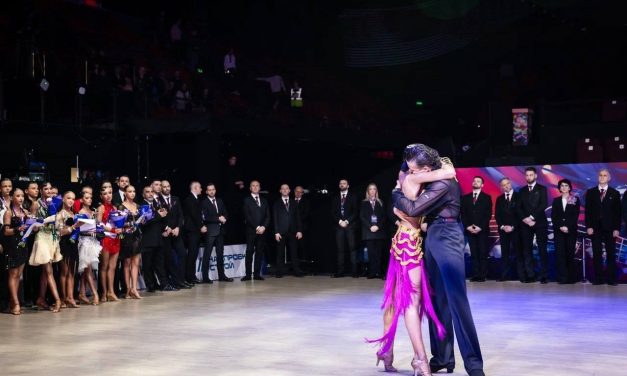 Воспитанники танцевальной школы «Империя» питанники танцевальной школы «Империя» областного Дворца молодежи Даниил Винокур и Александра Анпилогова стали Чемпионами России 2026