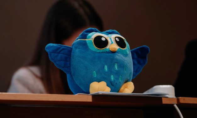 Во Дворце молодёжи прошёл четвёртый этап студенческого чемпионата Курска «Что? Где? Когда?»